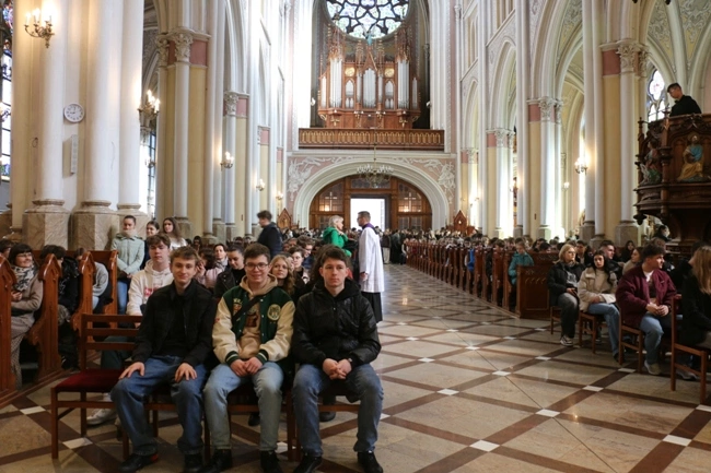 Rekolekcje dla uczniów szkół ponadpodstawowych 