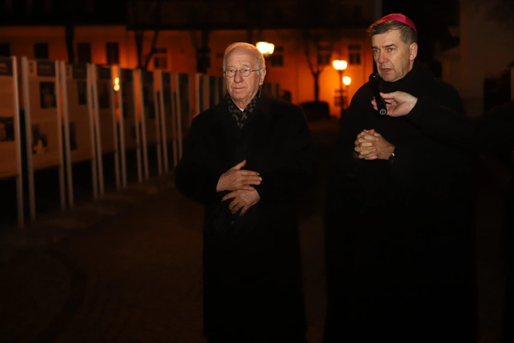 Łowicz. Modlitwa w 20. rocznicę śmierci Jana Pawła II