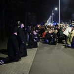 Droga Krzyżowa ulicami Kędzierzyna-Koźla w 20. rocznicę śmierci św. Jana Pawła II