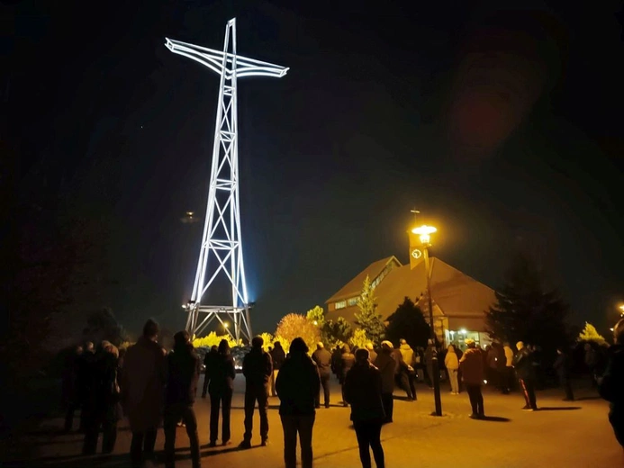 Modlitwa przy Krzyżu Papieskim