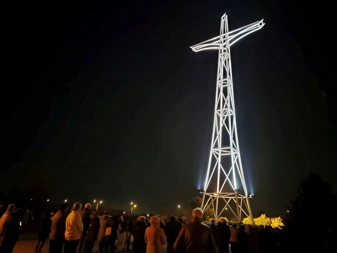 Modlitwa przy Krzyżu Papieskim