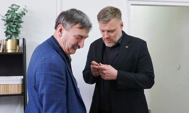 Adrian Zanberg (po prawej)