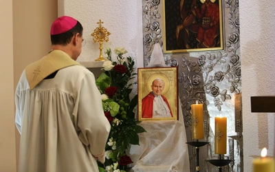 Młodzi dla papieża