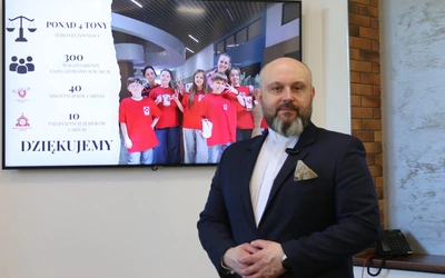 Ks. Damian Drabikowski dziękuje za udział w akcji wolontariuszom i darczyńcom.