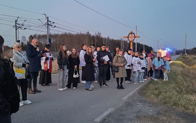 Krzyż nieśli wszyscy