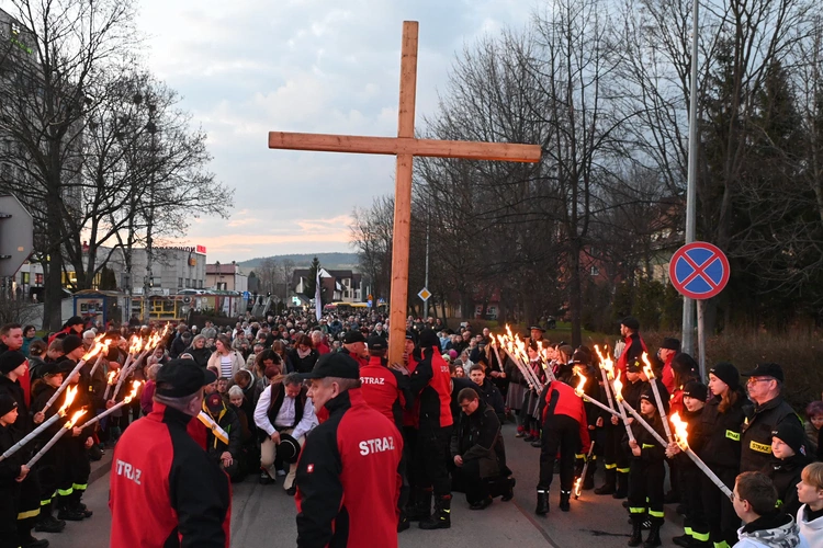 XXIII Miejska Droga Krzyżowa w Nowym Targu 