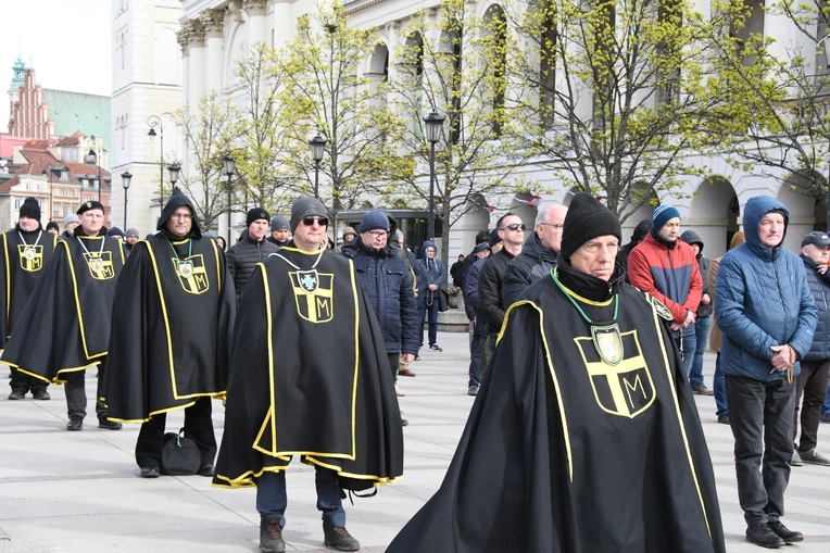 7 lat Męskiego Różańca