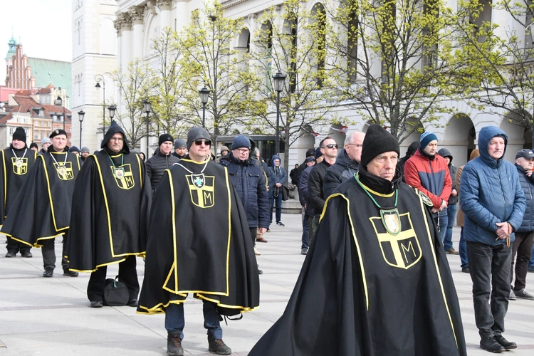 7 lat Męskiego Różańca