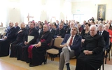 Nie ma go tu, a żyje wśród nas