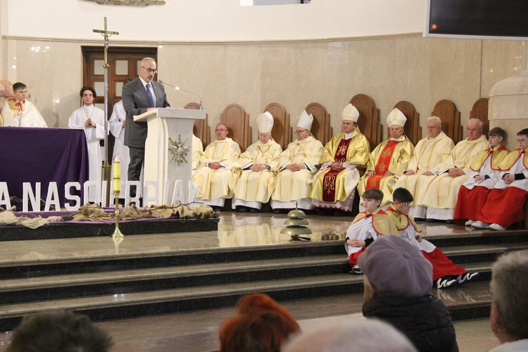 Powiśle Dąbrowskie pamięta o śp. abp. Zygmuncie Zimowskim