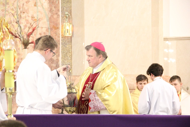 Powiśle Dąbrowskie pamięta o śp. abp. Zygmuncie Zimowskim