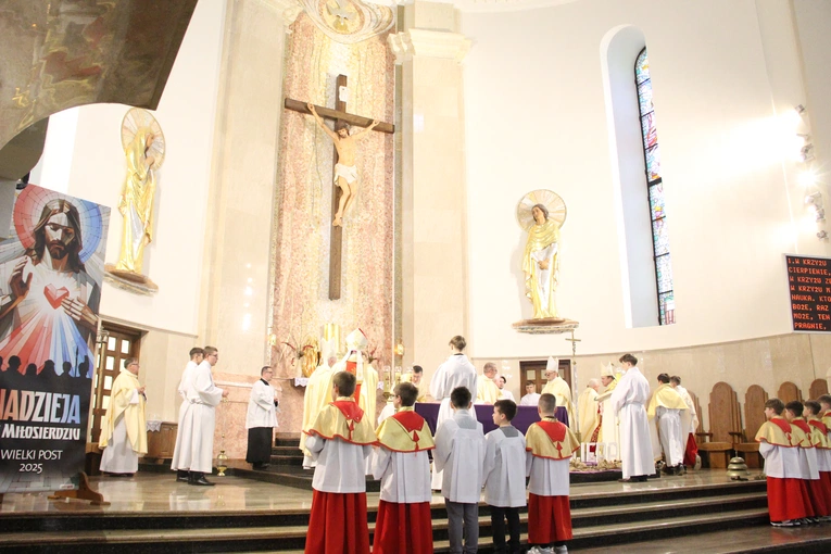 Powiśle Dąbrowskie pamięta o śp. abp. Zygmuncie Zimowskim