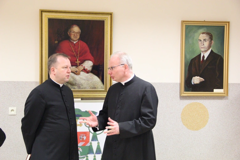 Powiśle Dąbrowskie pamięta o śp. abp. Zygmuncie Zimowskim