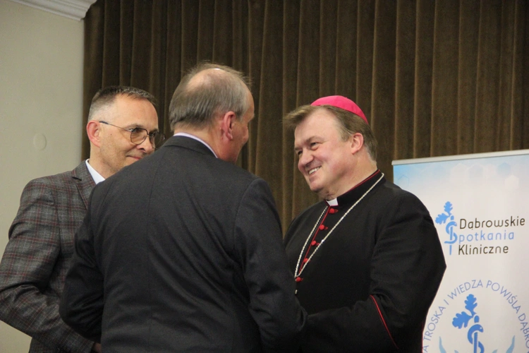 Powiśle Dąbrowskie pamięta o śp. abp. Zygmuncie Zimowskim