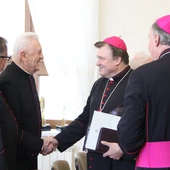 Powiśle Dąbrowskie pamięta o śp. abp. Zygmuncie Zimowskim