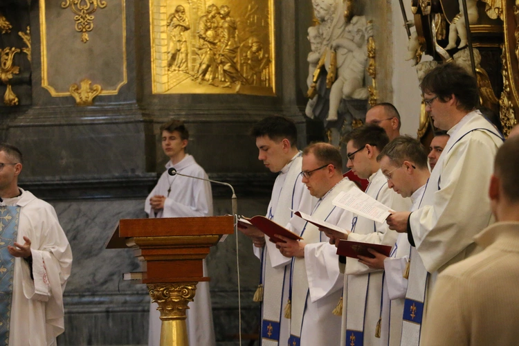 Jasna Góra. Pielgrzymka maturzystów - Msza św.