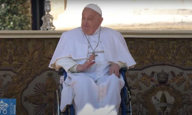 Papież pojawił się na Placu św. Piotra na zakończenie jubileuszowej Eucharystii