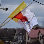 Relikwie św. Jana Pawła II dla parafii w Gowarczowie