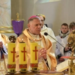 Relikwie św. Jana Pawła II dla parafii w Gowarczowie