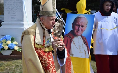 Dar abpa Mokrzyckiego dla parafii w Gowarczowie