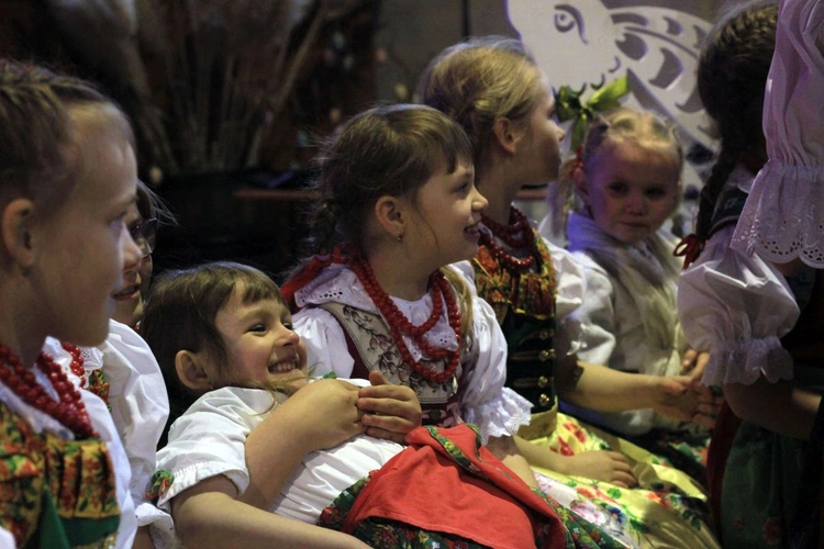 Wystawa stołów wielkanocnych w Brożcu