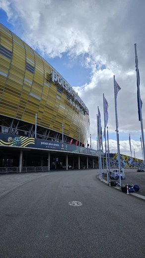 Biegowa ekipa duchownych na Energa Gdańsk Maratonie 2025
