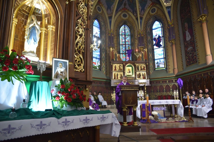 Św. Stanisław Papczyński w Nawojowej