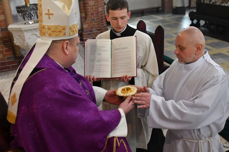 Błogosławieństwo do posługi lektorów i akolitów