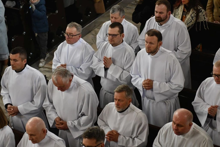 Błogosławieństwo do posługi lektorów i akolitów