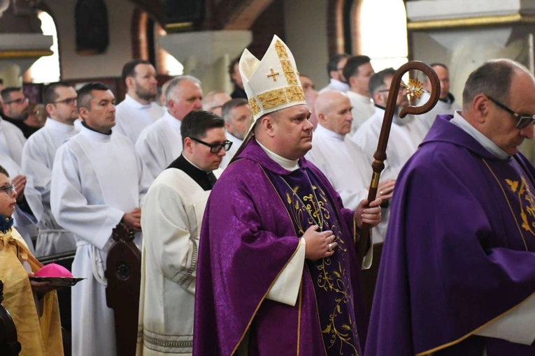 Błogosławieństwo do posługi lektorów i akolitów