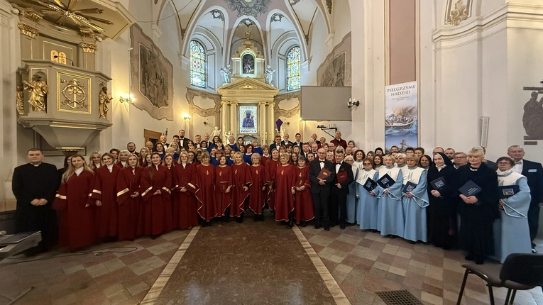 Koncert pieśni pasyjnych w kolegiacie św. Michała Archanioła