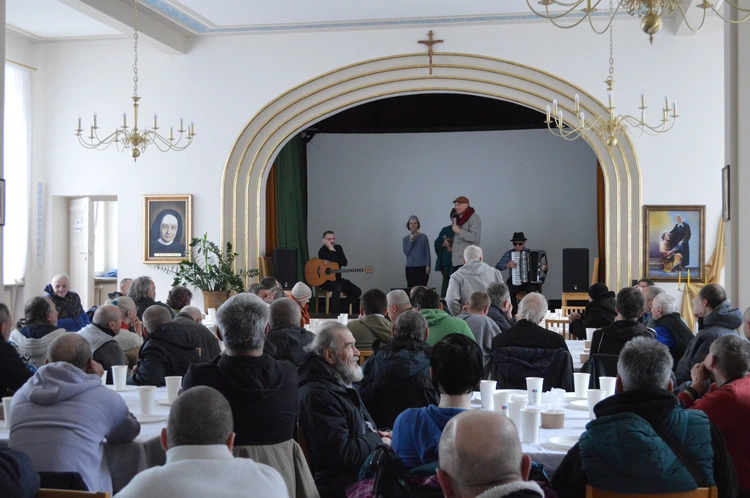 Pierwszy dzień rekolekcji dla ubogich