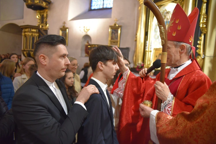 Bierzmowanie w Nowym Wiśniczu 2025