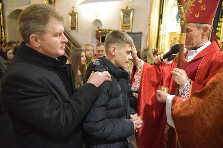 Bierzmowanie w Nowym Wiśniczu 2025
