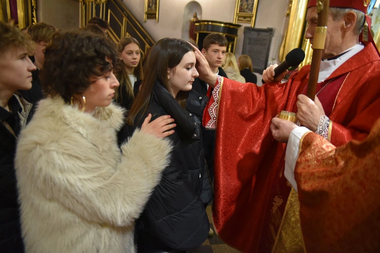 Bierzmowanie w Nowym Wiśniczu 2025