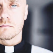 Ksiądz: zawód podwyższonego ryzyka. Czy agresja wobec duchowieństwa będzie narastać? 