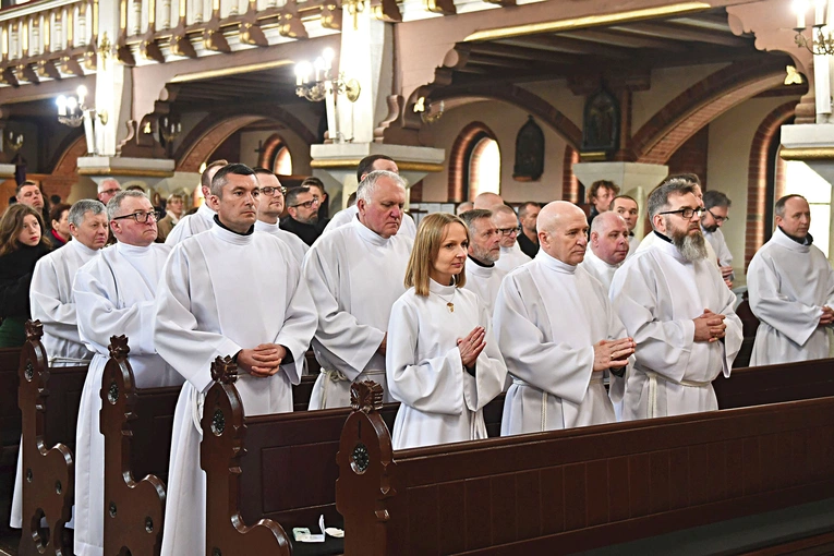Uroczystość odbyła się w parafii pw. NMP Królowej Polski.