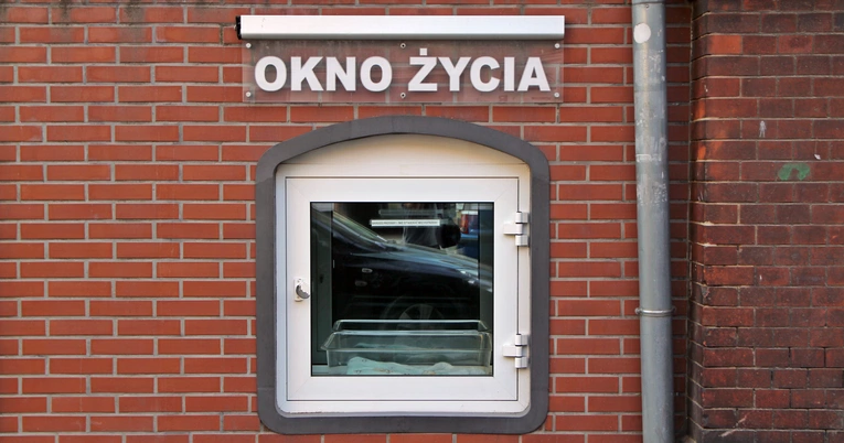 Dziecko w Oknie Życia we Wrocławiu. Jest jednak problem