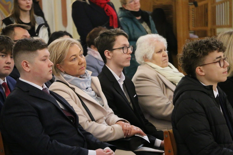 Nasielsk. Poświęcenie figury św. Michała Archanioła