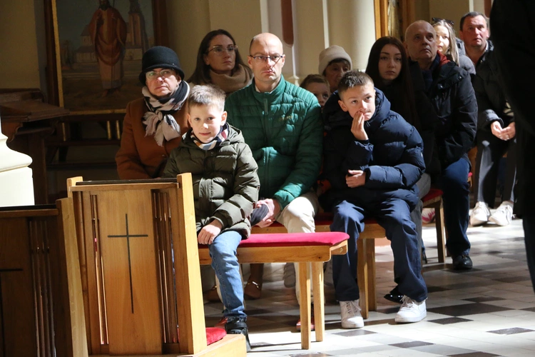 Nasielsk. Poświęcenie figury św. Michała Archanioła