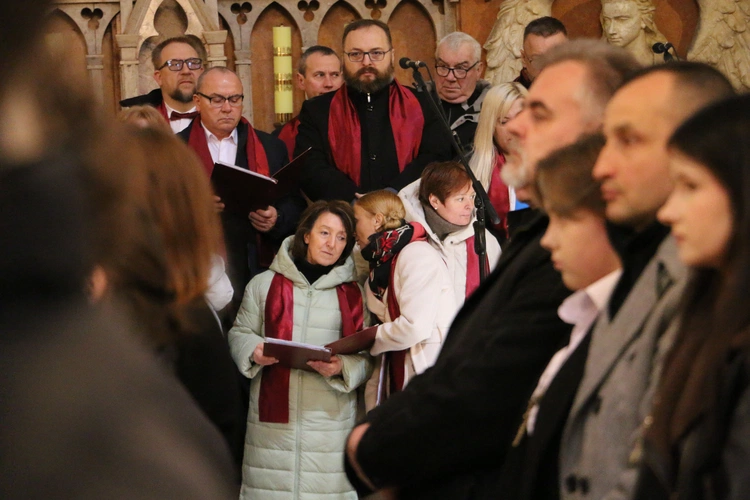 Nasielsk. Poświęcenie figury św. Michała Archanioła