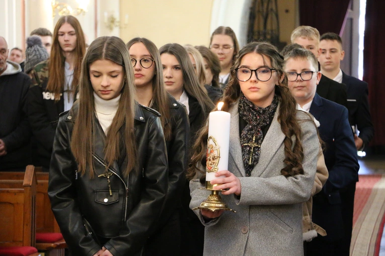 Nasielsk. Poświęcenie figury św. Michała Archanioła