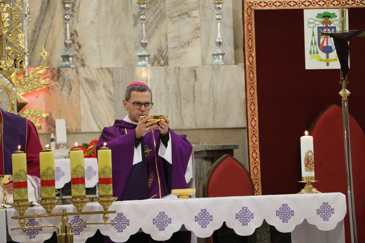 Nasielsk. Poświęcenie figury św. Michała Archanioła