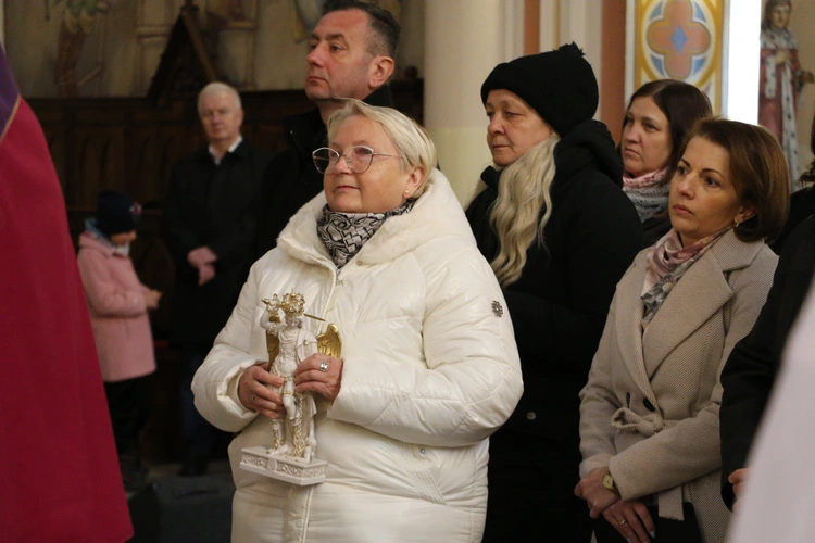 Nasielsk. Poświęcenie figury św. Michała Archanioła