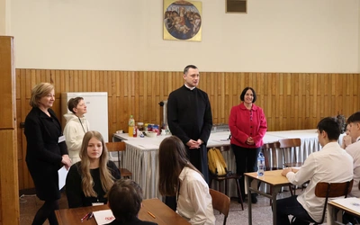 VIII Konkurs Wiedzy o Złote Lilie Jadwigi Andegaweńskiej