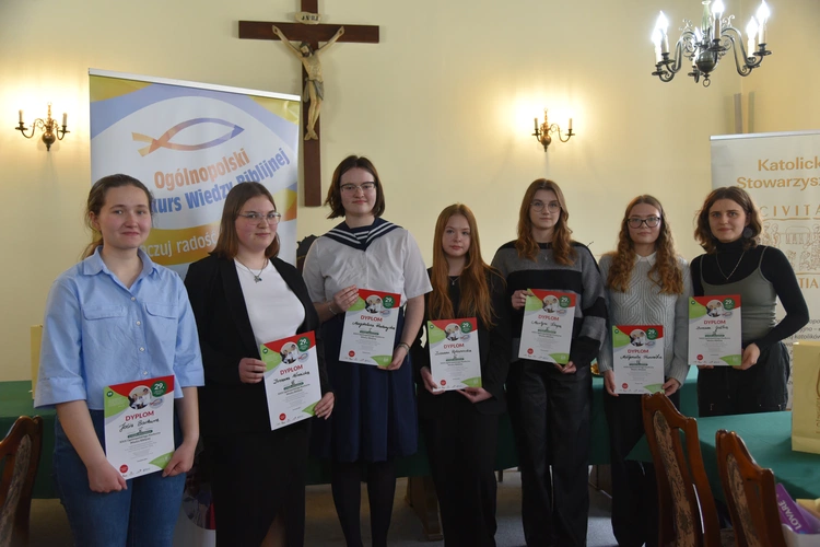 Po częsci pisemnej wyłoniono siódemę najlepszych!