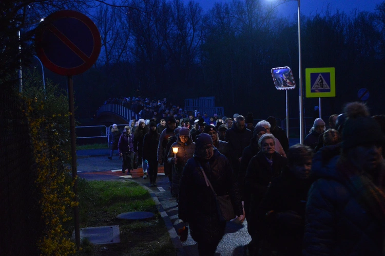 Katowickie nabożeństwo Drogi Krzyżowej
