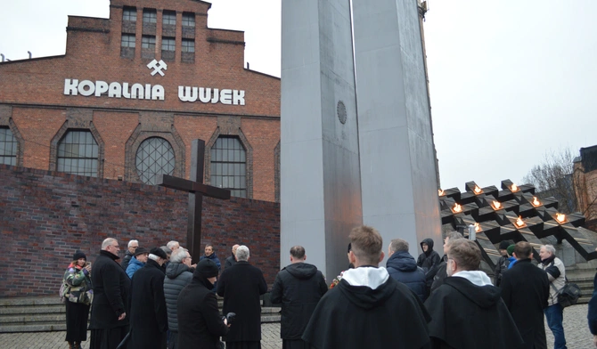 Nabożeństwo Drogi Krzyżowej na ulicach Katowic