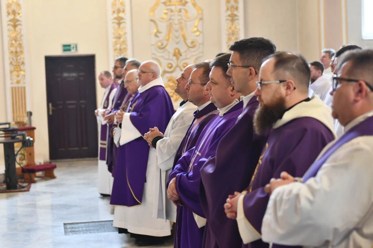 Diecezja ma nowych nadzwyczajnych szafarzy Komunii świętej