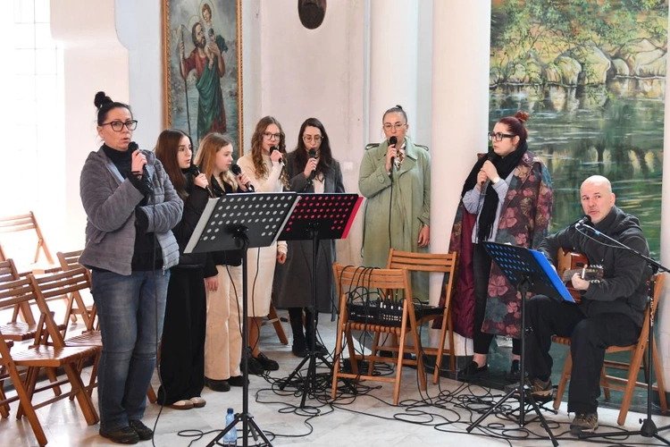 Diecezja ma nowych nadzwyczajnych szafarzy Komunii świętej